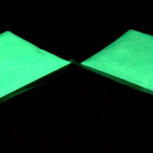Bright Green Glow Powder Glows